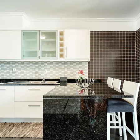 Casas Do Massapez C Villa Calheta (Madeira)