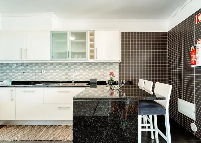 Casas Do Massapez C Villa Calheta (Madeira)